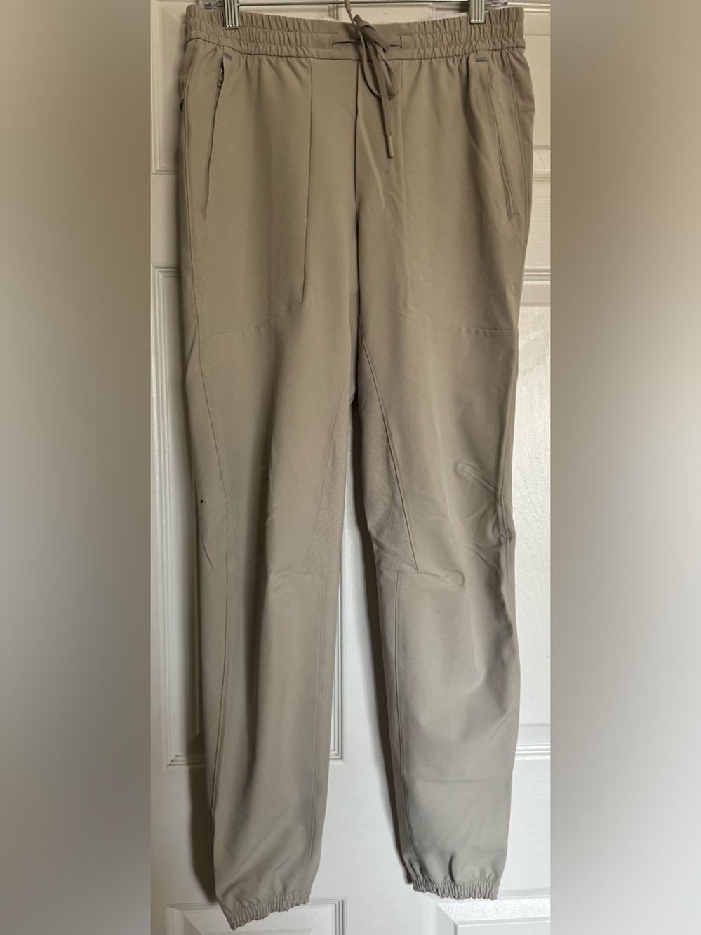 Lululemon athletica Men's Joggers Stretch Pants in Khaki
